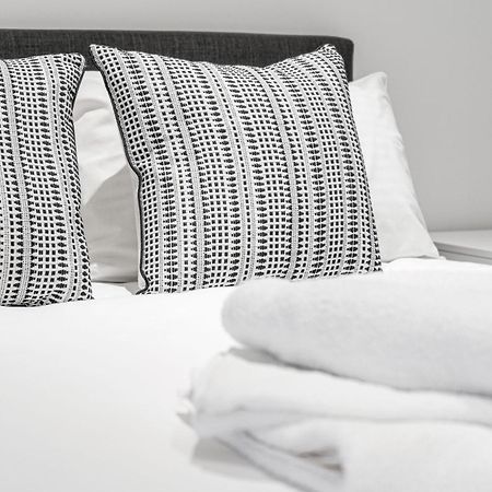 Seven Living Residences Solihull - Close To Nec & Bhx - Free Parking Zewnętrze zdjęcie