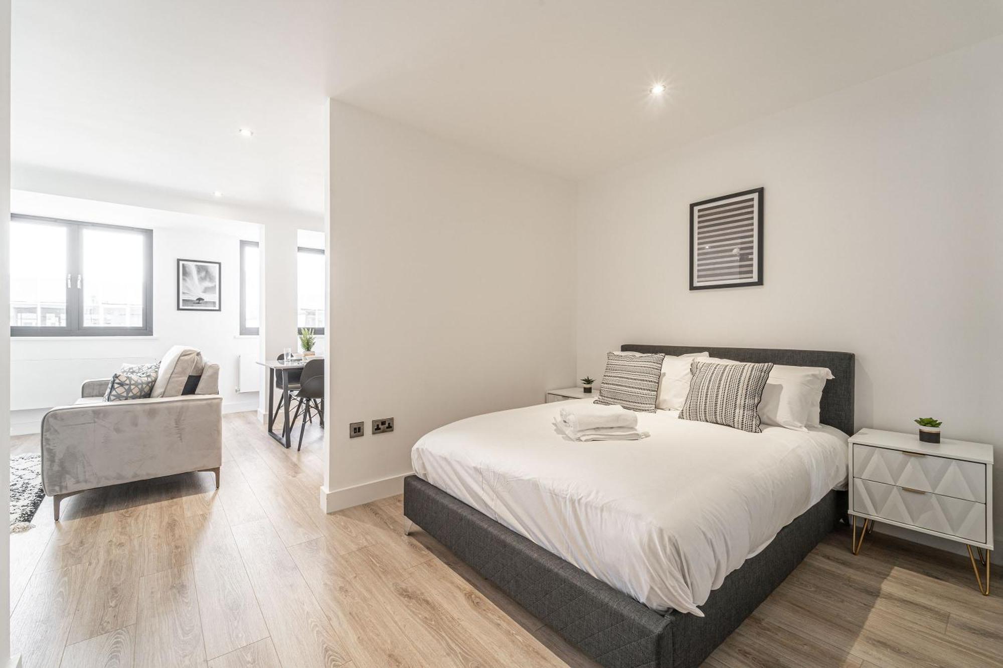 Seven Living Residences Solihull - Close To Nec & Bhx - Free Parking Zewnętrze zdjęcie